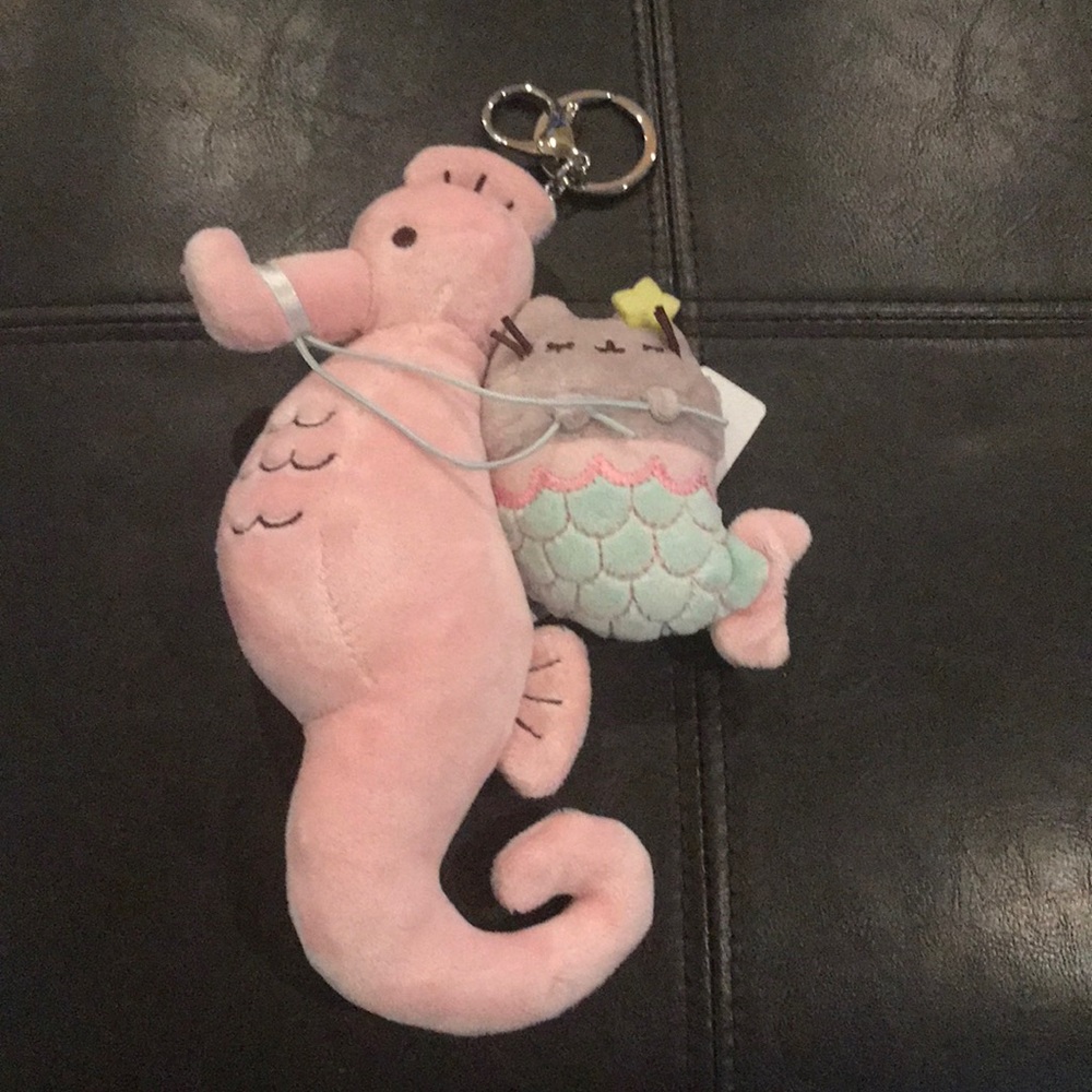Pusheen and Seahorse Charm Keychain